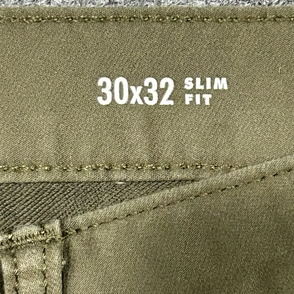 Banana Republic Men's Traveler Slim Fit Olive Green 5-Pocket Chino Pants 30x32